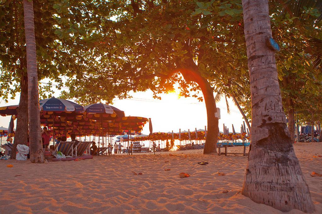 Acqua - 100 Meters From Jomtien Beach Pattaya Zewnętrze zdjęcie