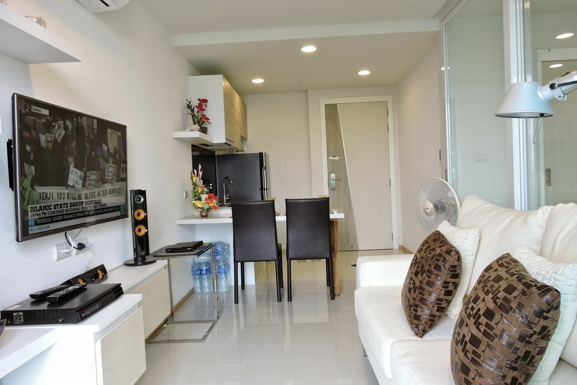 Acqua - 100 Meters From Jomtien Beach Pattaya Zewnętrze zdjęcie