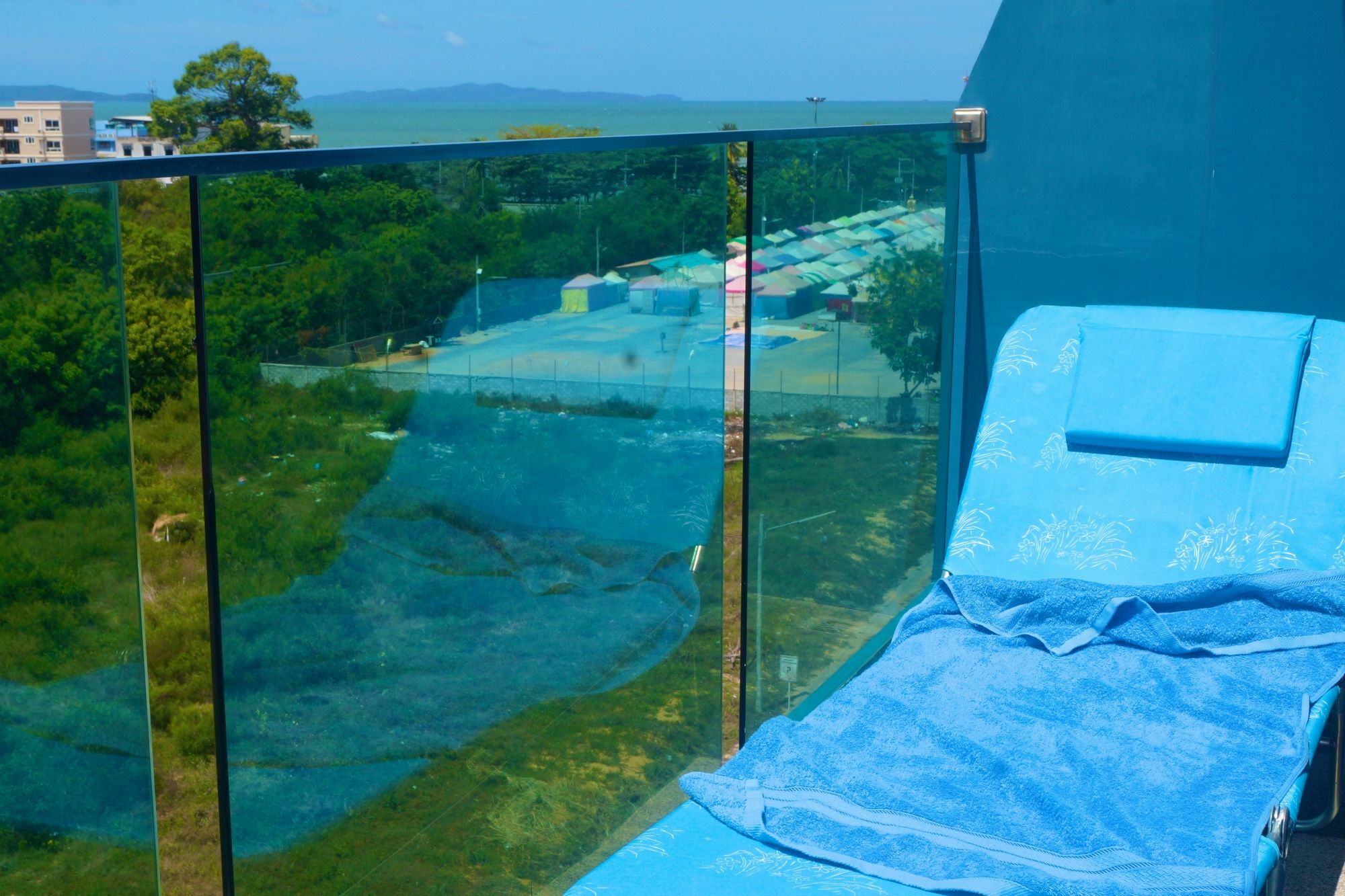 Acqua - 100 Meters From Jomtien Beach Pattaya Zewnętrze zdjęcie